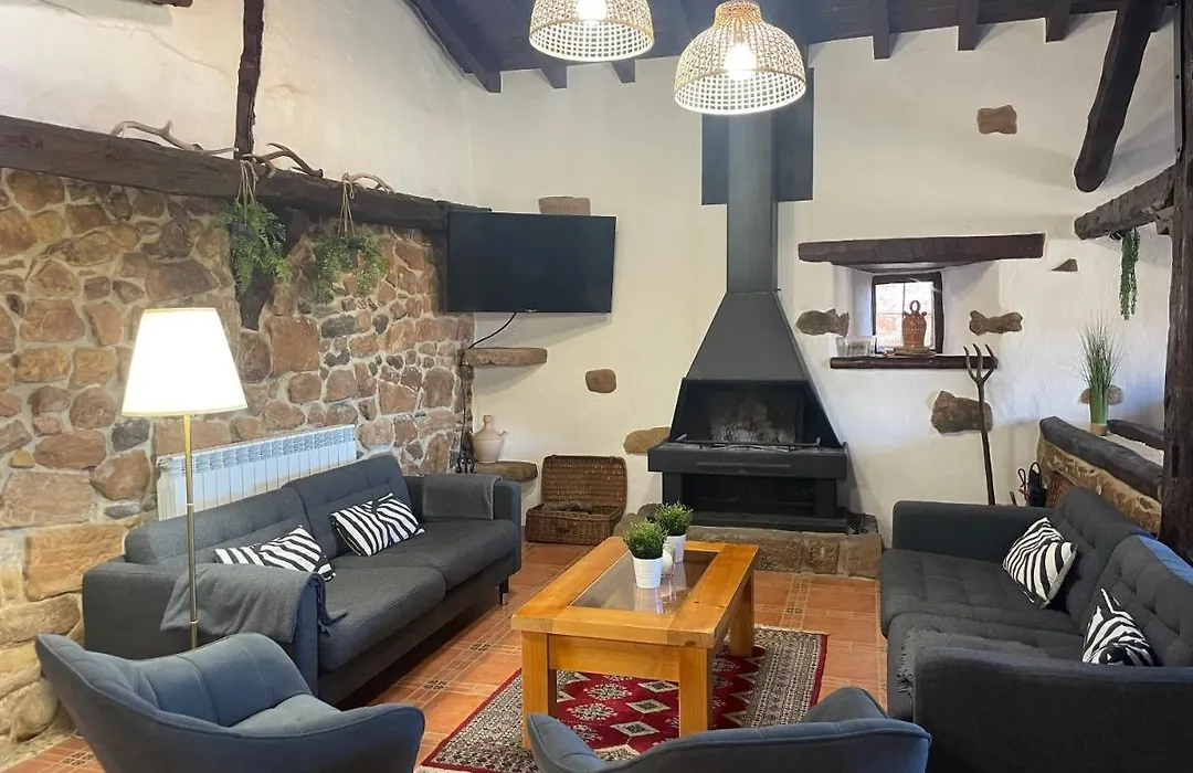 Casa Rural Zirimiri en Herreros, Soria-1